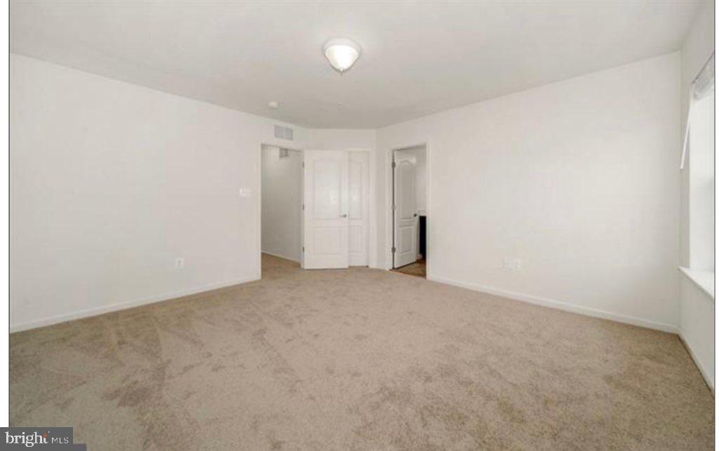 SENECA HILL - Residential Lease