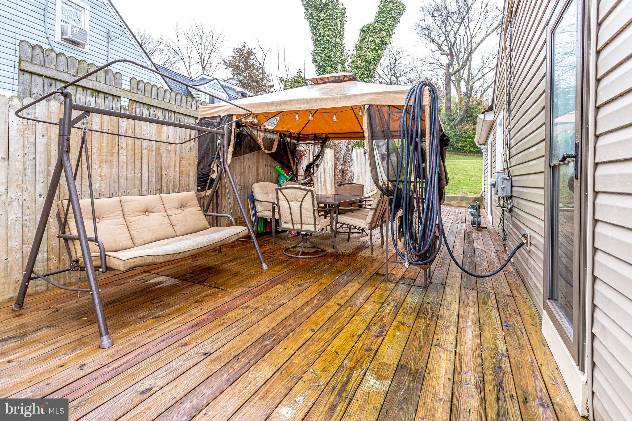 BURGUNDY VILLAGE - Residential