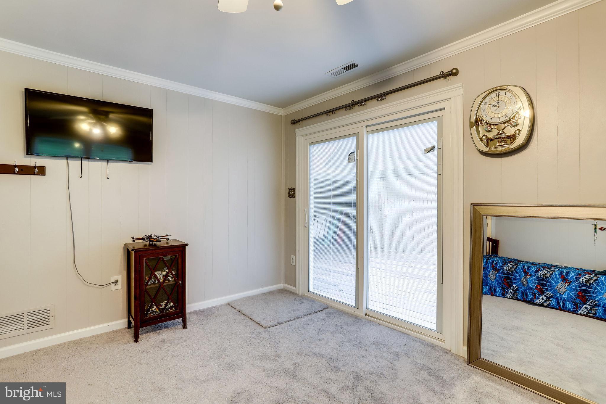 BURGUNDY VILLAGE - Residential