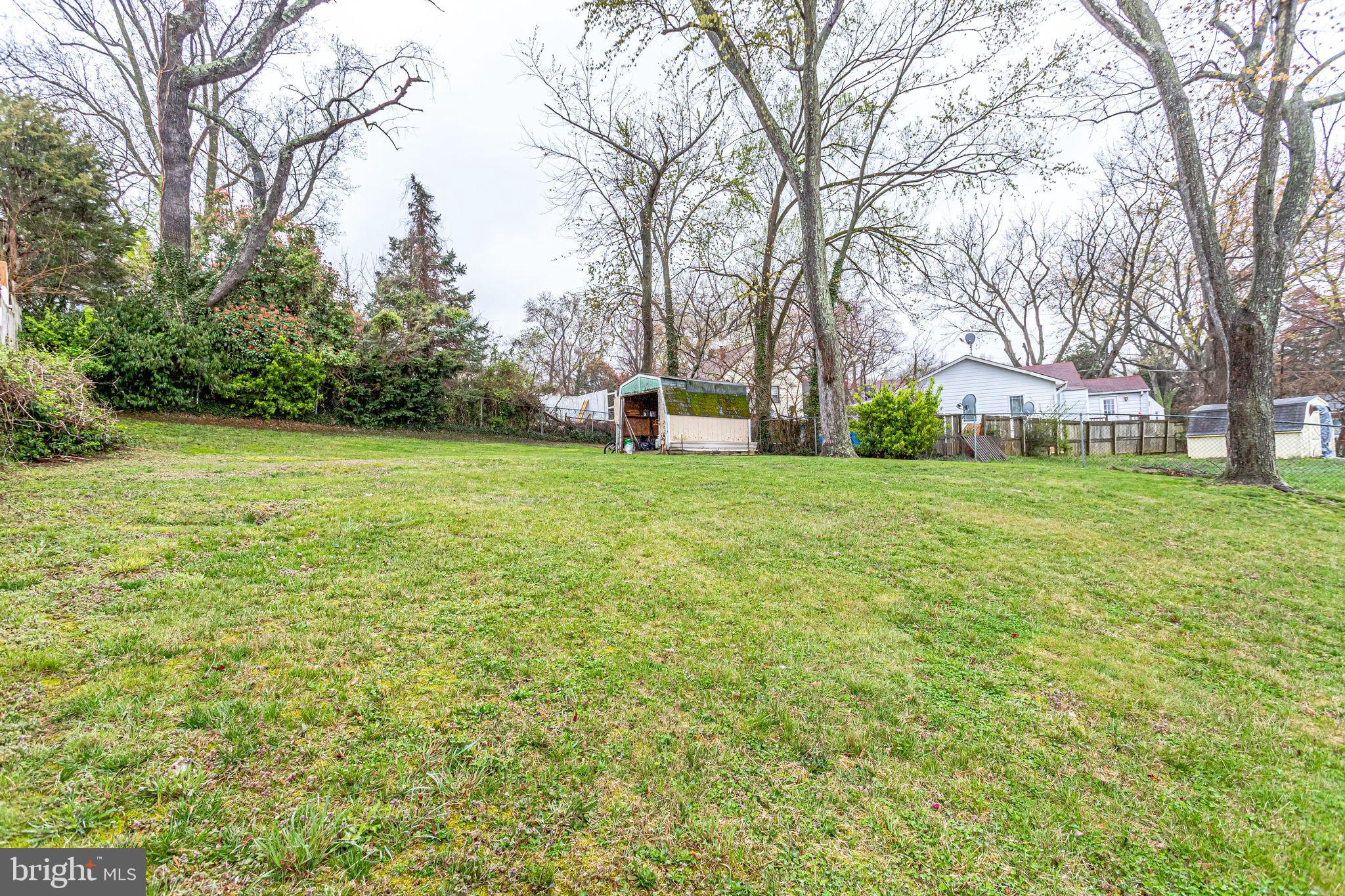 BURGUNDY VILLAGE - Residential