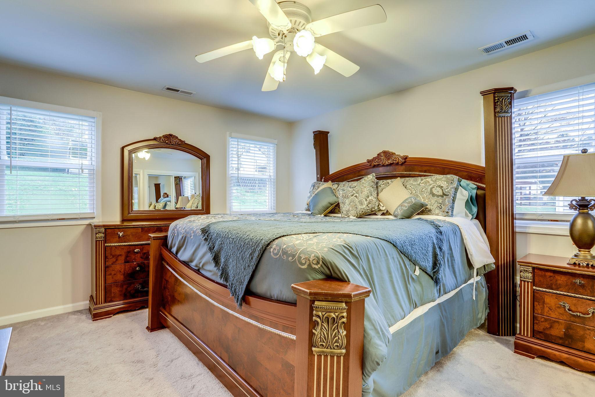 BURGUNDY VILLAGE - Residential