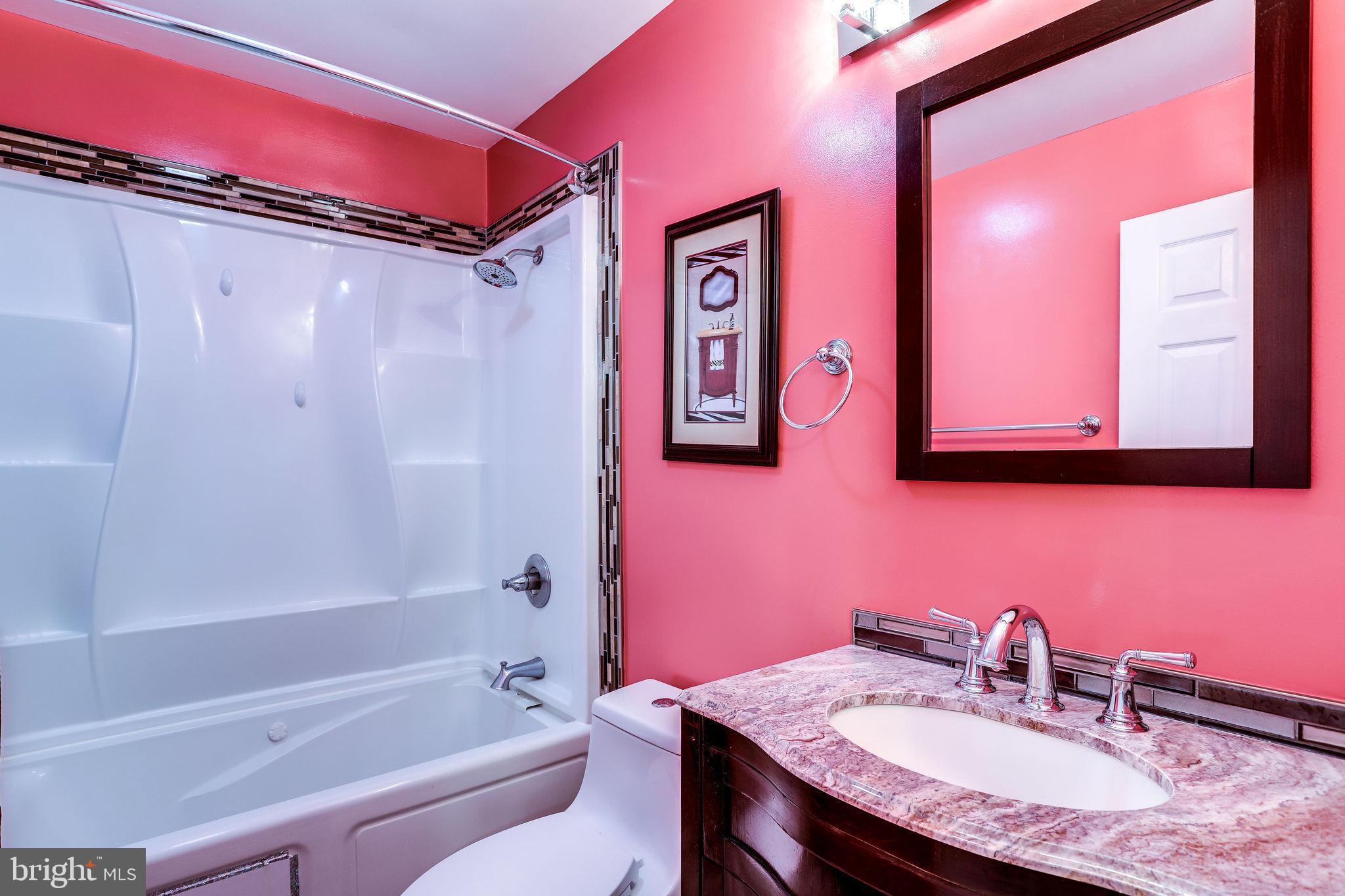 BURGUNDY VILLAGE - Residential