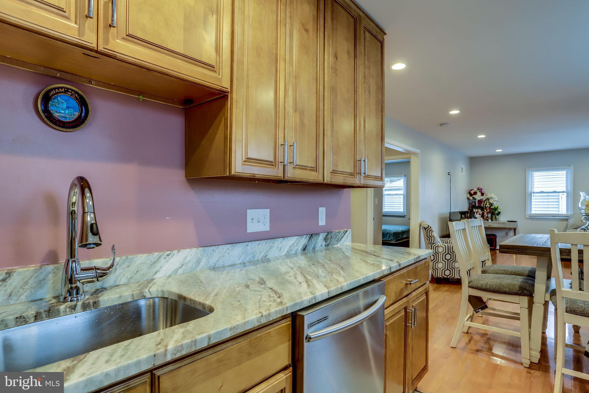 BURGUNDY VILLAGE - Residential