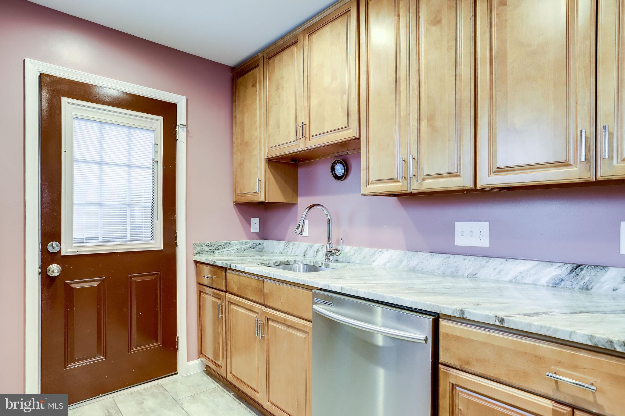 BURGUNDY VILLAGE - Residential