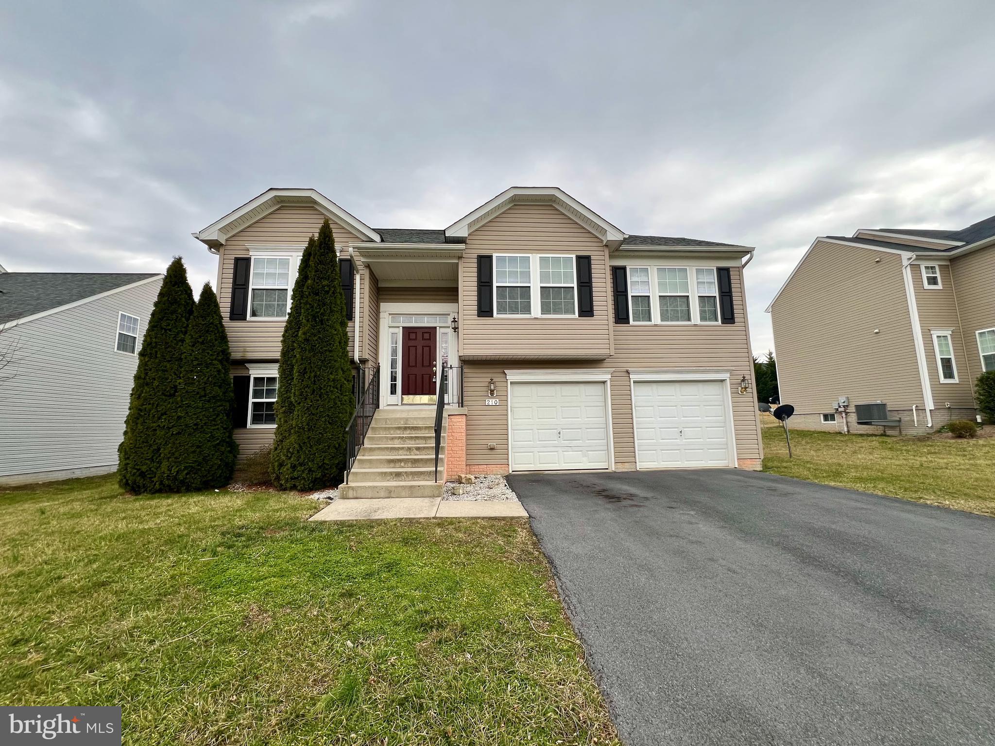 SPRUCE HILL NORTH - Residential Lease