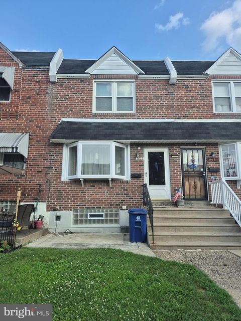 Townhouse For Sale - 8623 Gillespie Street<br/> PHILADELPHIA, PA 19136
