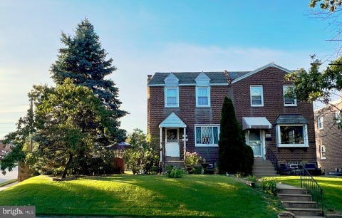 Townhouse For Sale - 4071 Lasher Road<br/> DREXEL HILL, PA 19026