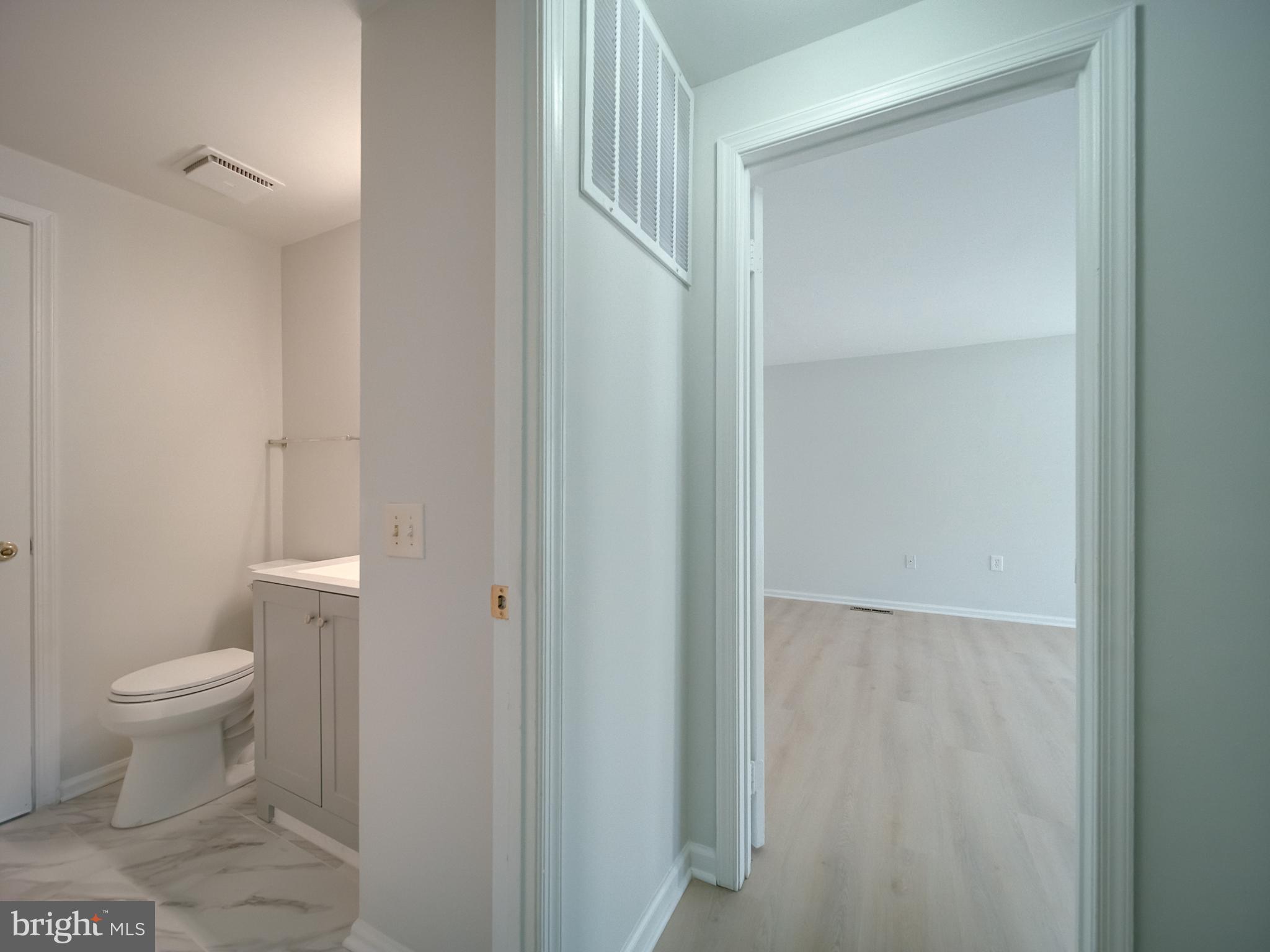 MONTPELIER WOODS - Residential Lease