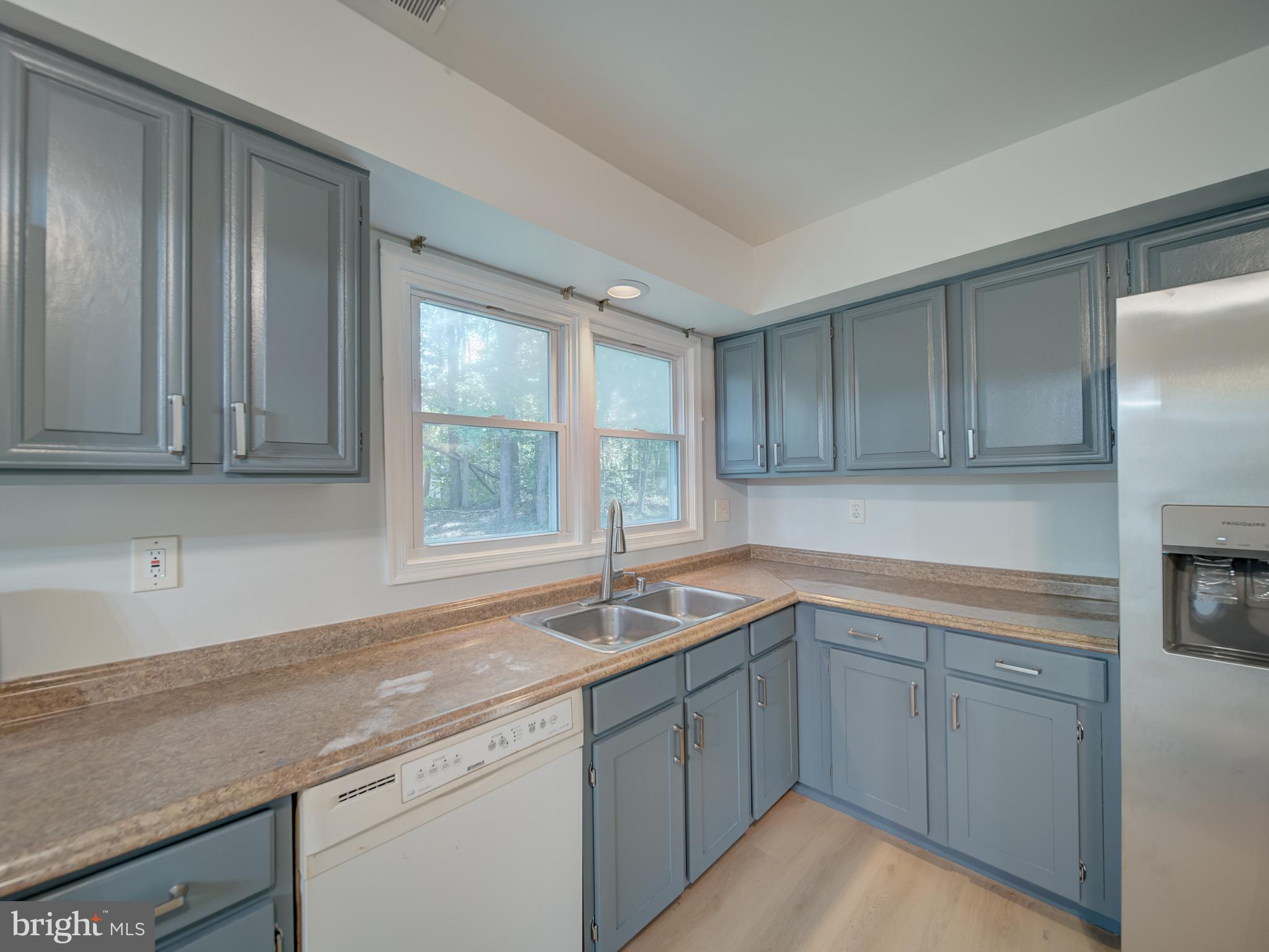 MONTPELIER WOODS - Residential Lease