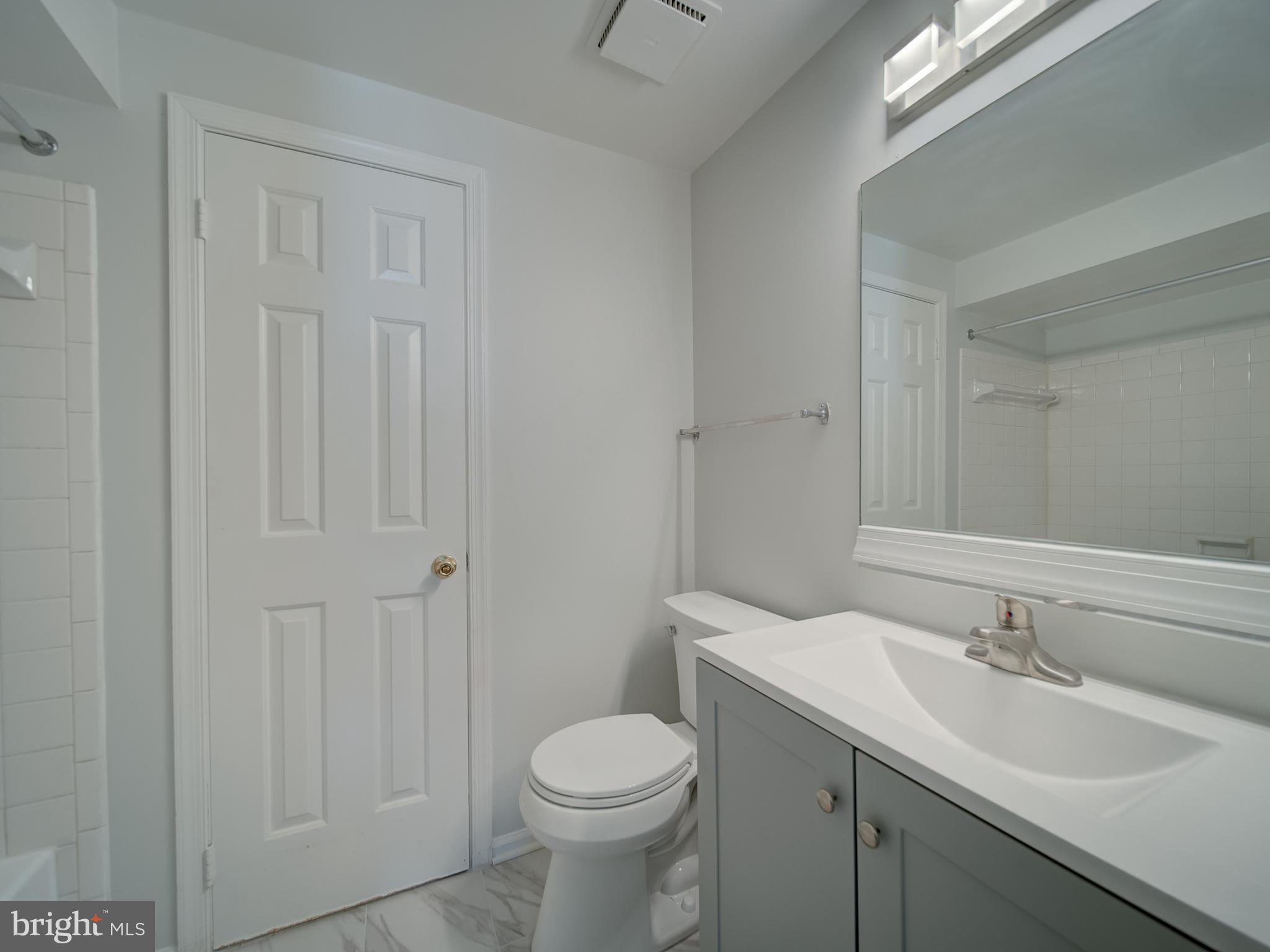 MONTPELIER WOODS - Residential Lease