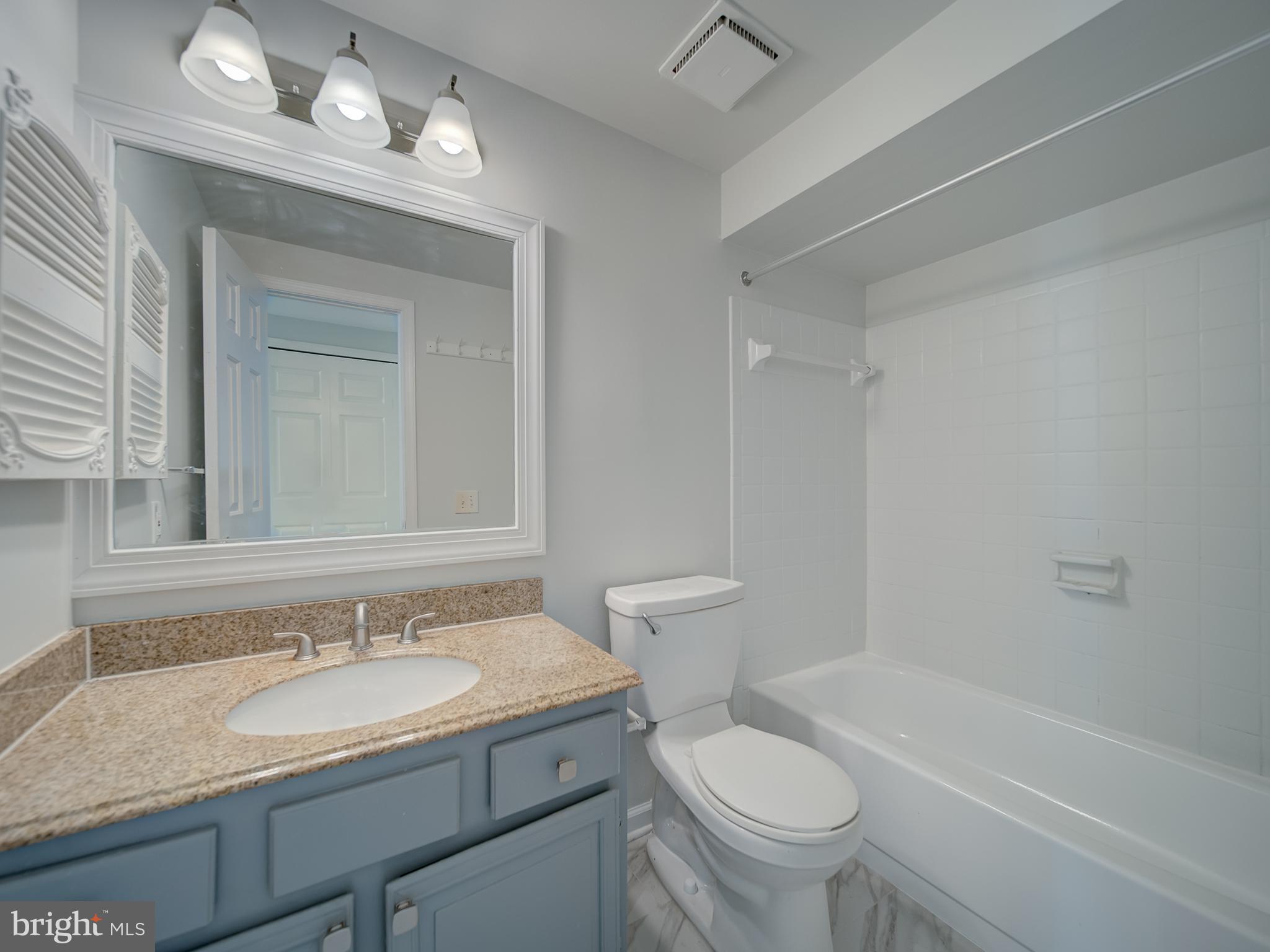 MONTPELIER WOODS - Residential Lease