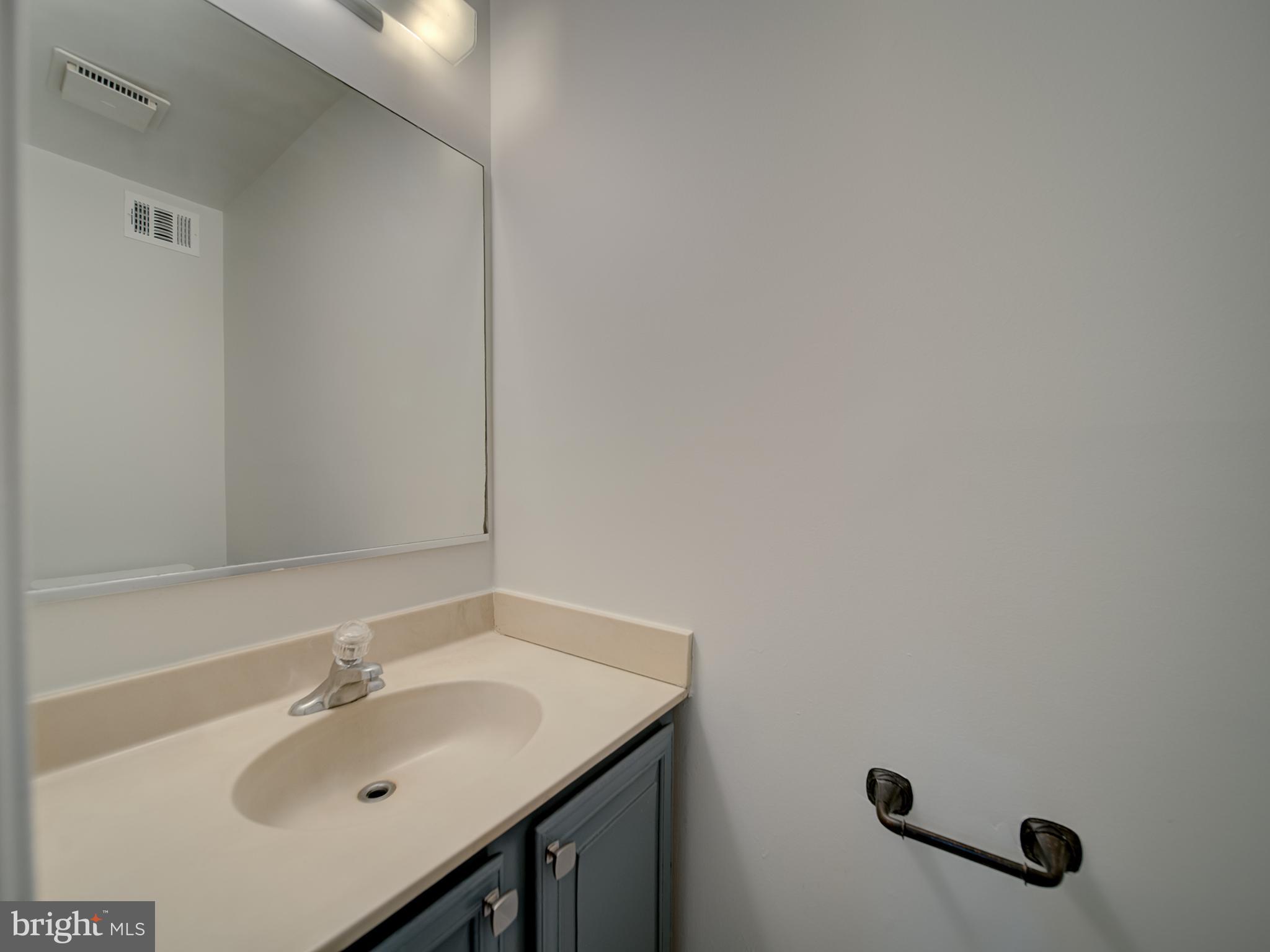 MONTPELIER WOODS - Residential Lease