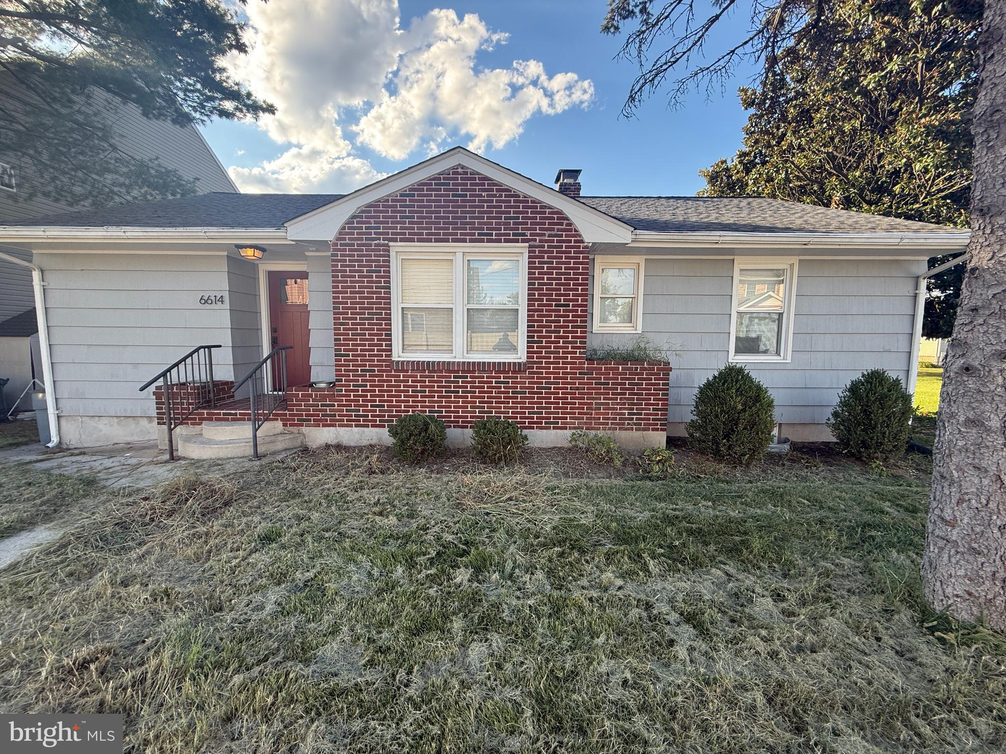 HARWOOD PARK - Residential Lease