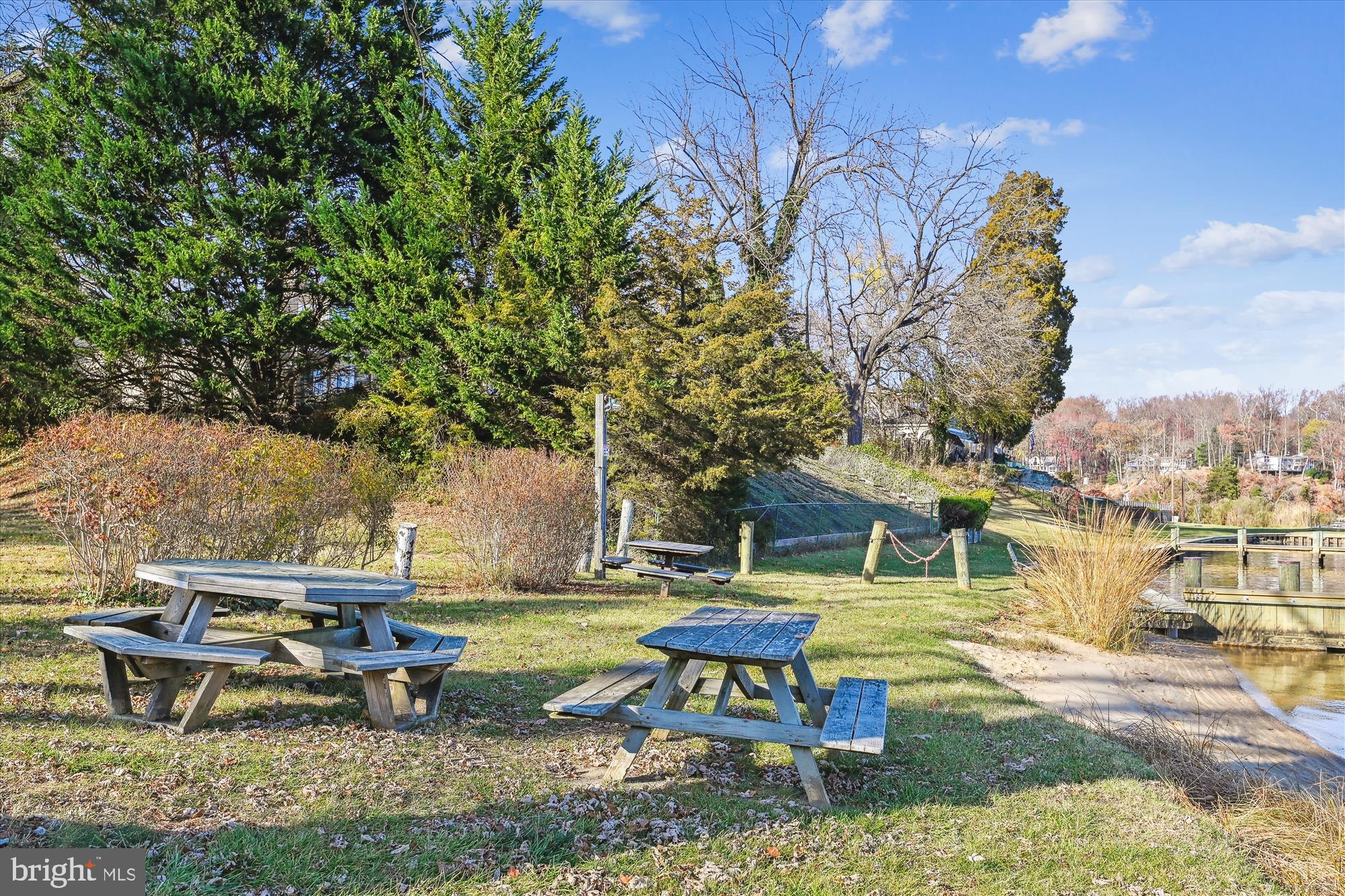 GLEN ISLE - Residential