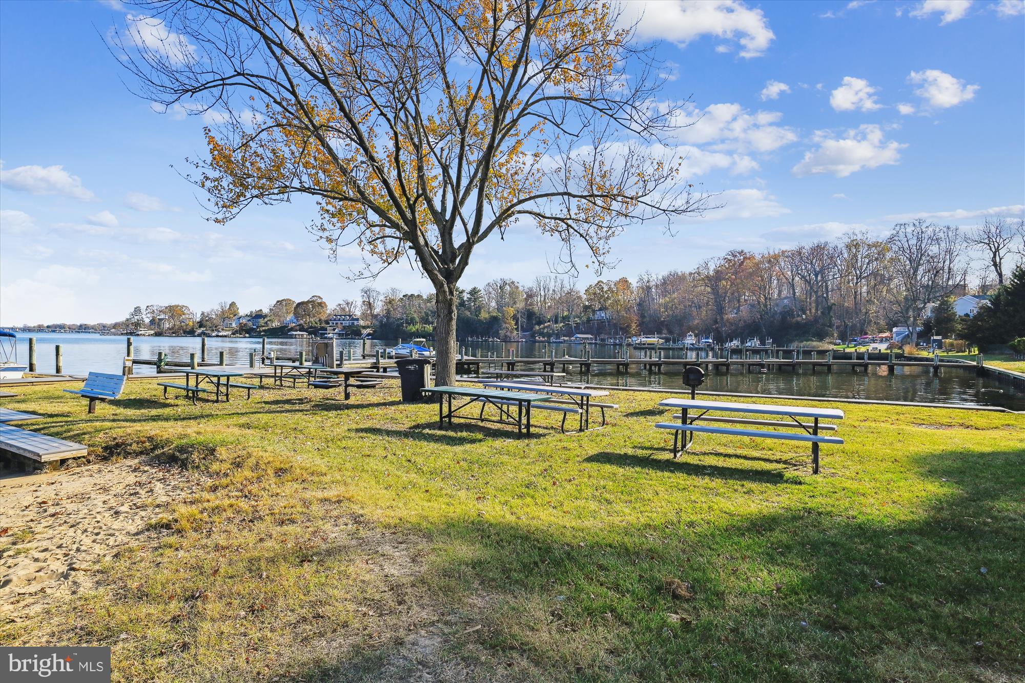 GLEN ISLE - Residential