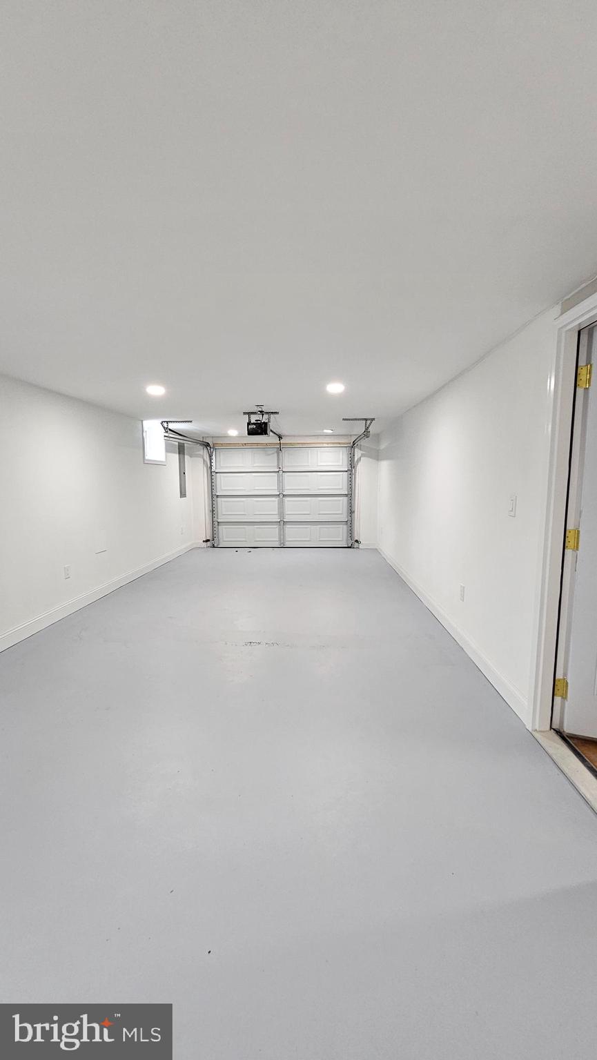 WOODSIDE PARK - Residential