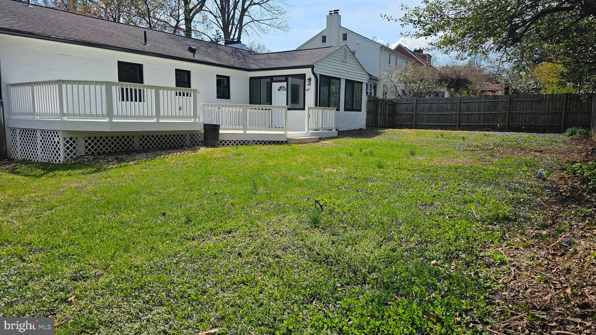 WOODSIDE PARK - Residential