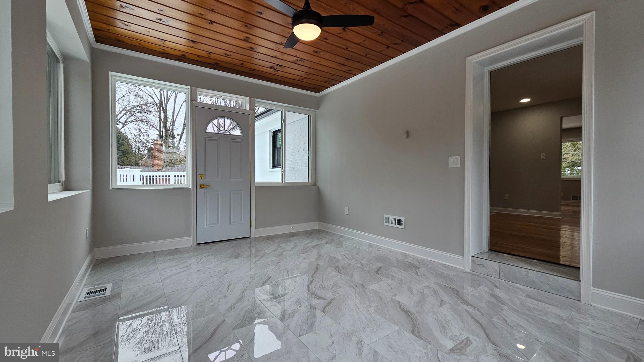 WOODSIDE PARK - Residential