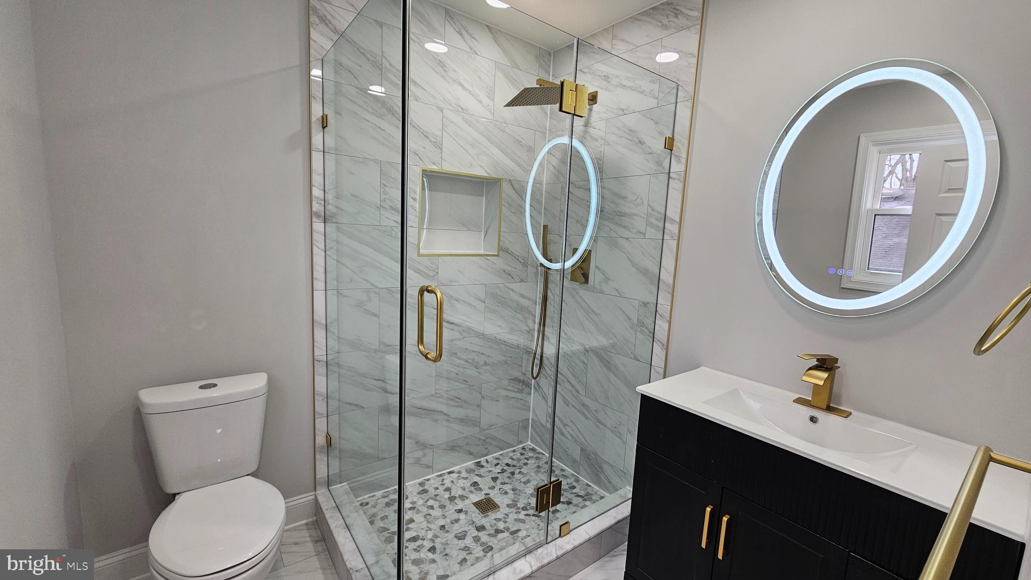 WOODSIDE PARK - Residential