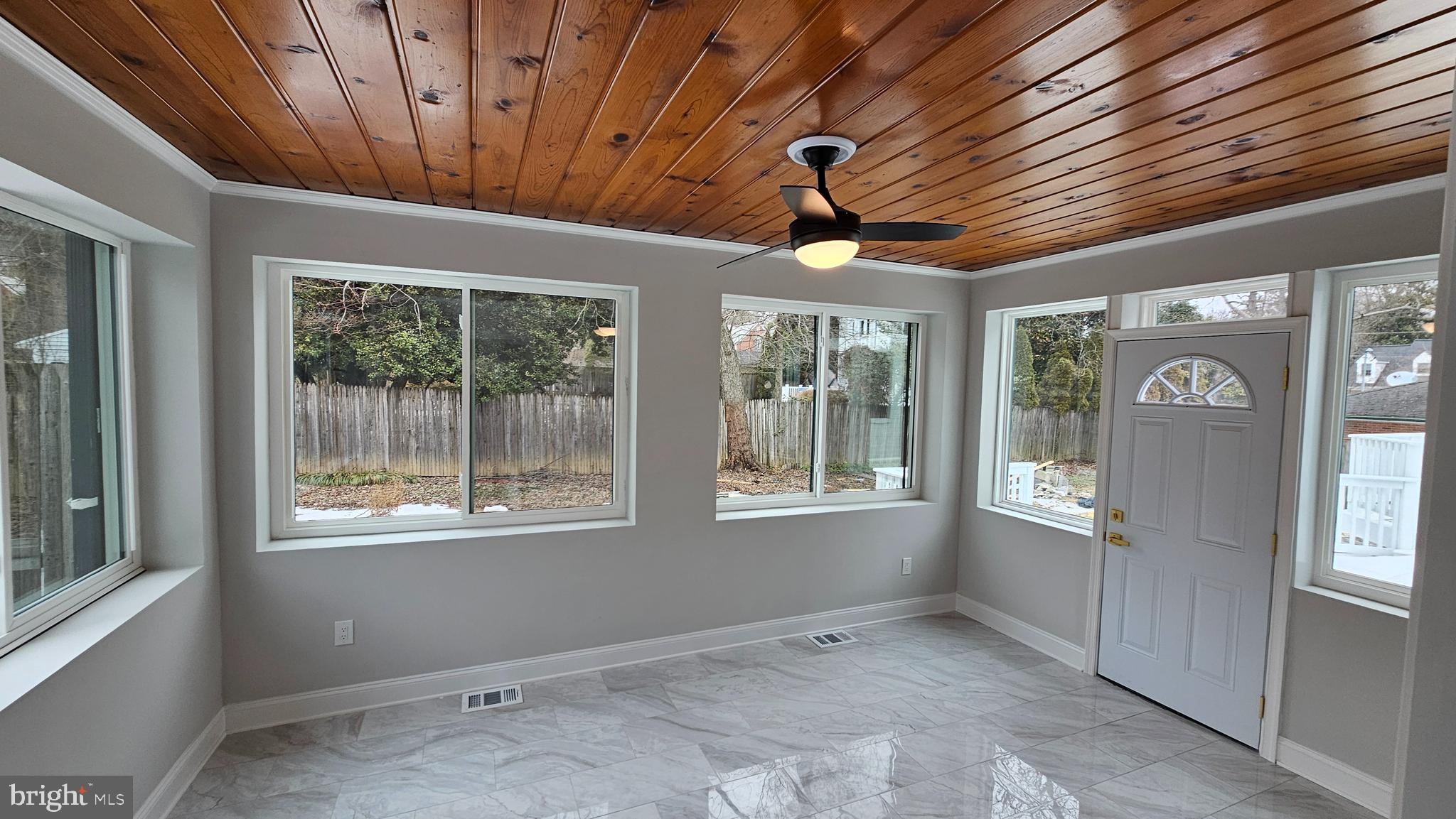 WOODSIDE PARK - Residential