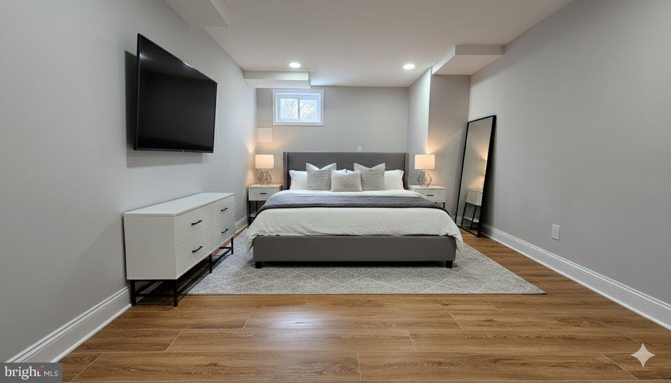 WOODSIDE PARK - Residential