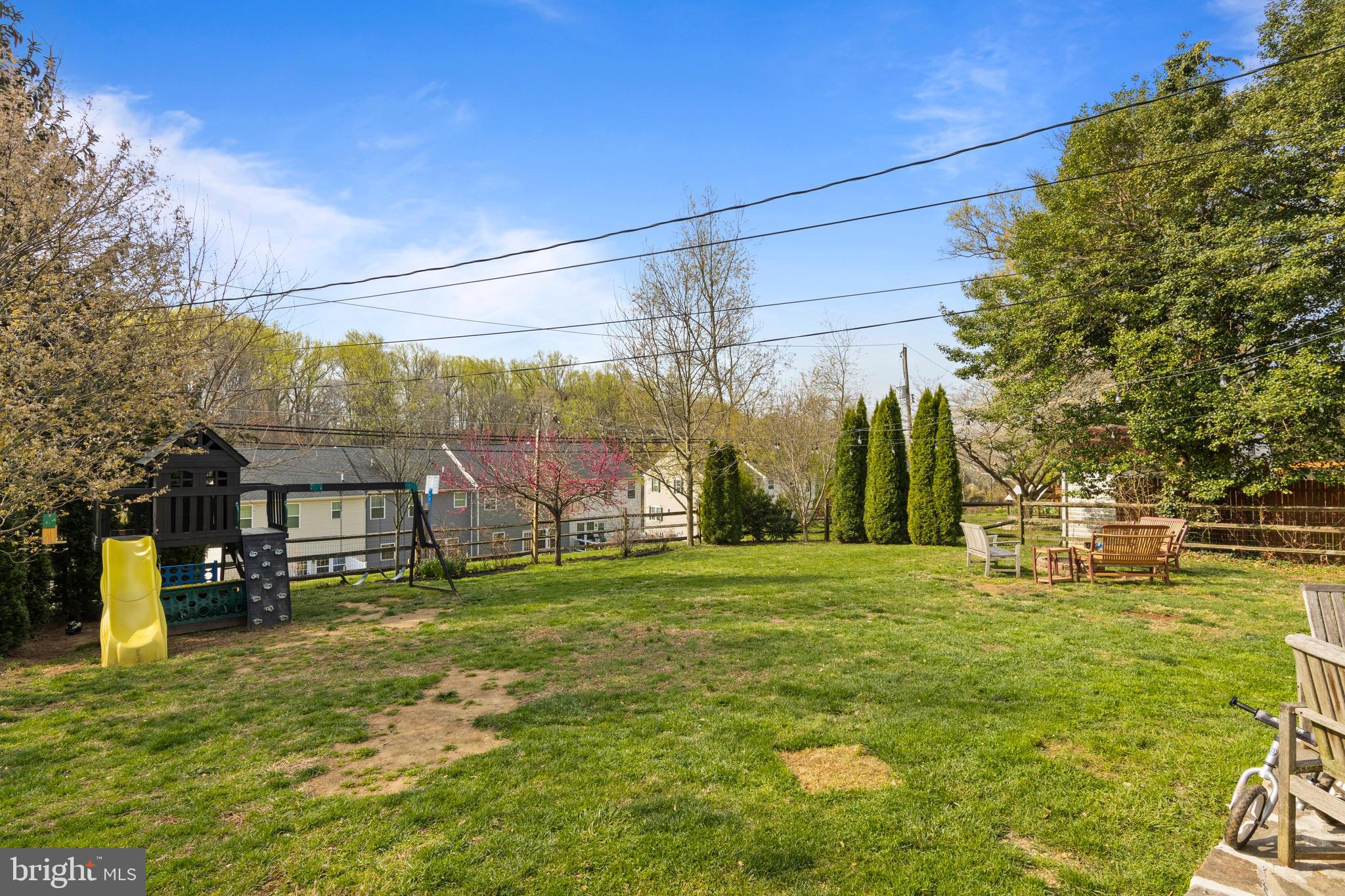 STENNING HILLS - Residential