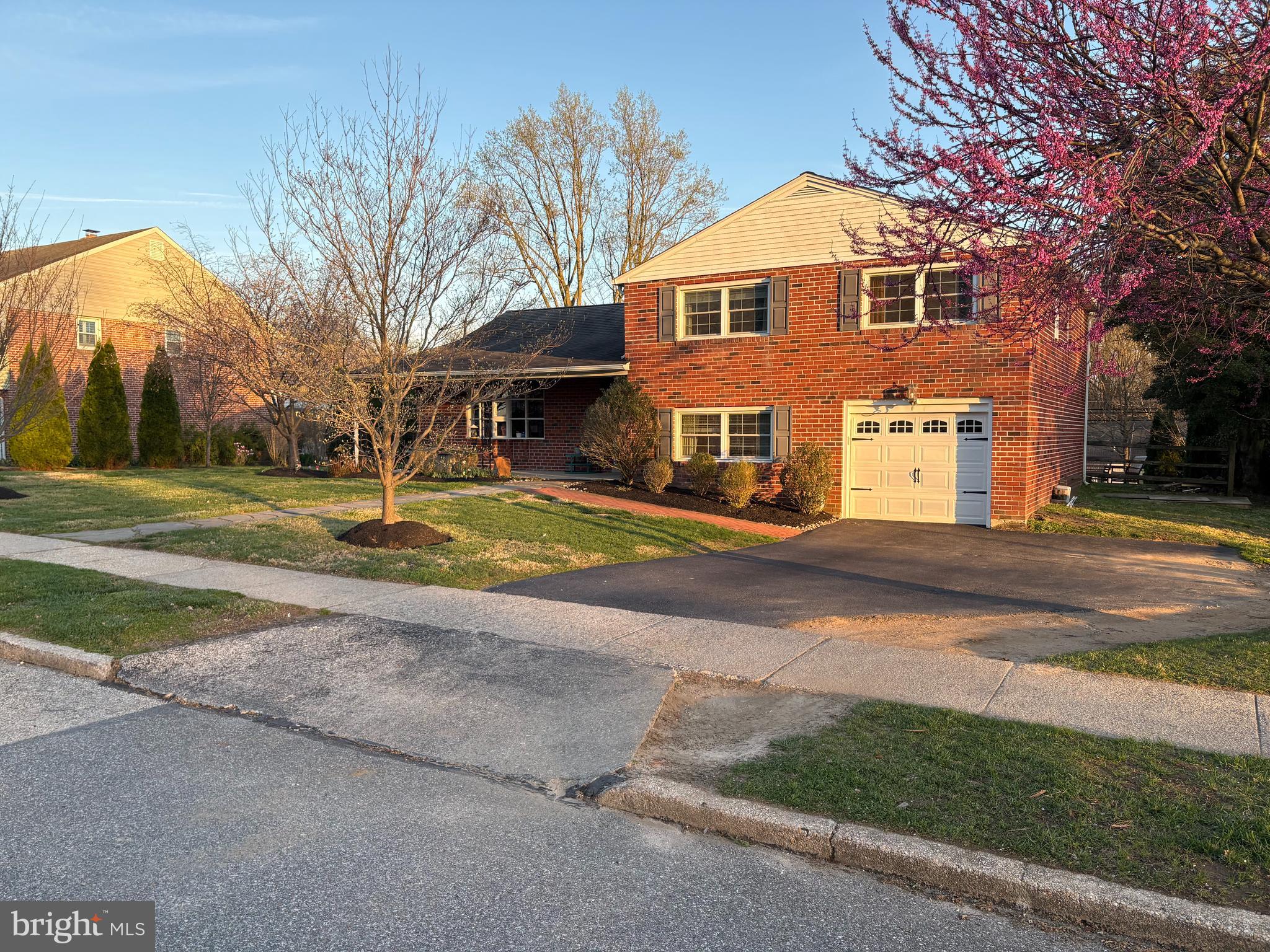 STENNING HILLS - Residential