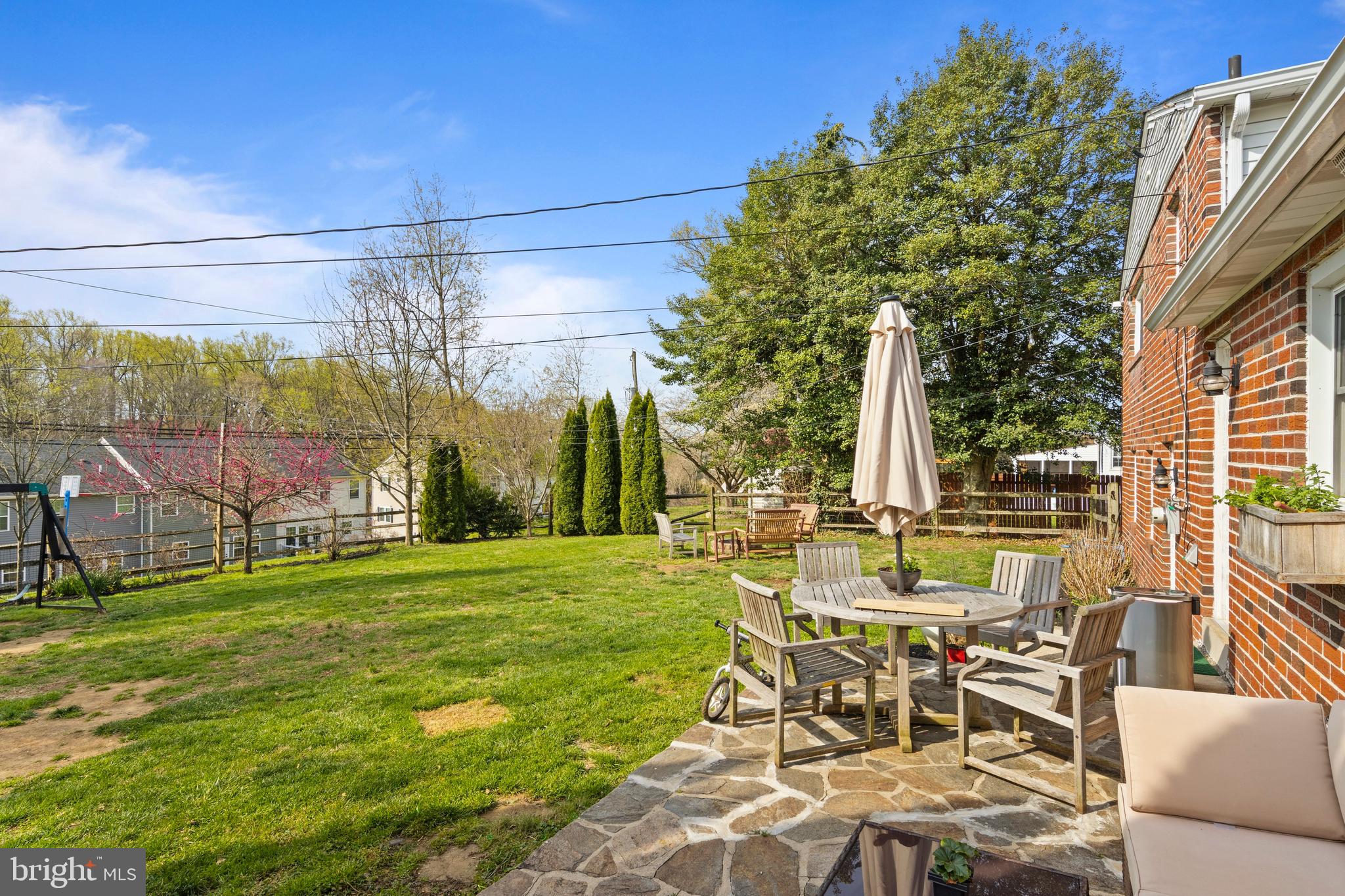 STENNING HILLS - Residential