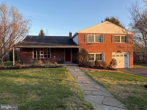 Photo of 502 Ridge Avenue, KENNETT SQUARE, PA 19348 (MLS # PACT2122148)