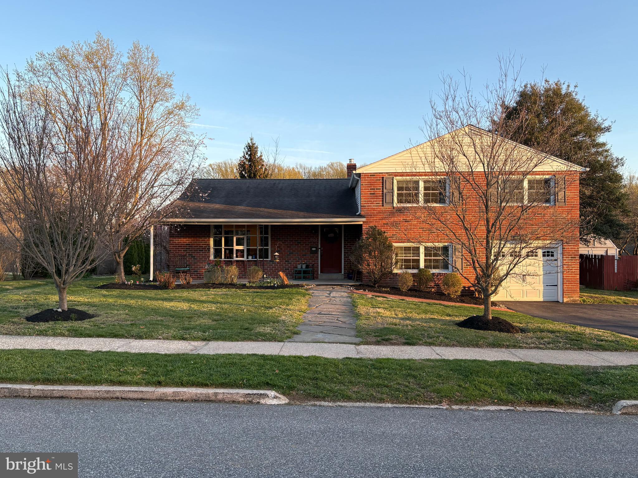 STENNING HILLS - Residential