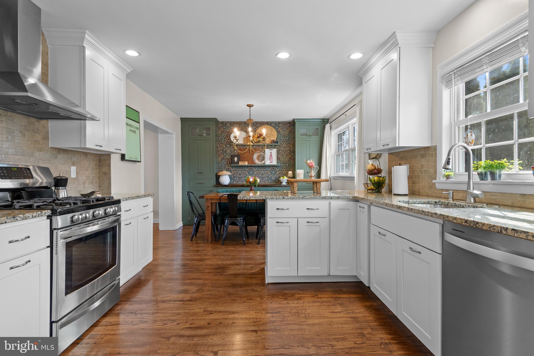 STENNING HILLS - Residential