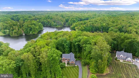 186 Genevieve Court, Fredericksburg, VA MLS: VAST2038296