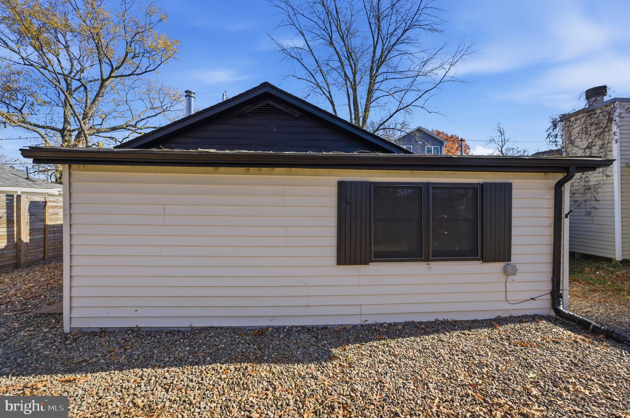 IDLEWILDE ON THE BAY - Residential