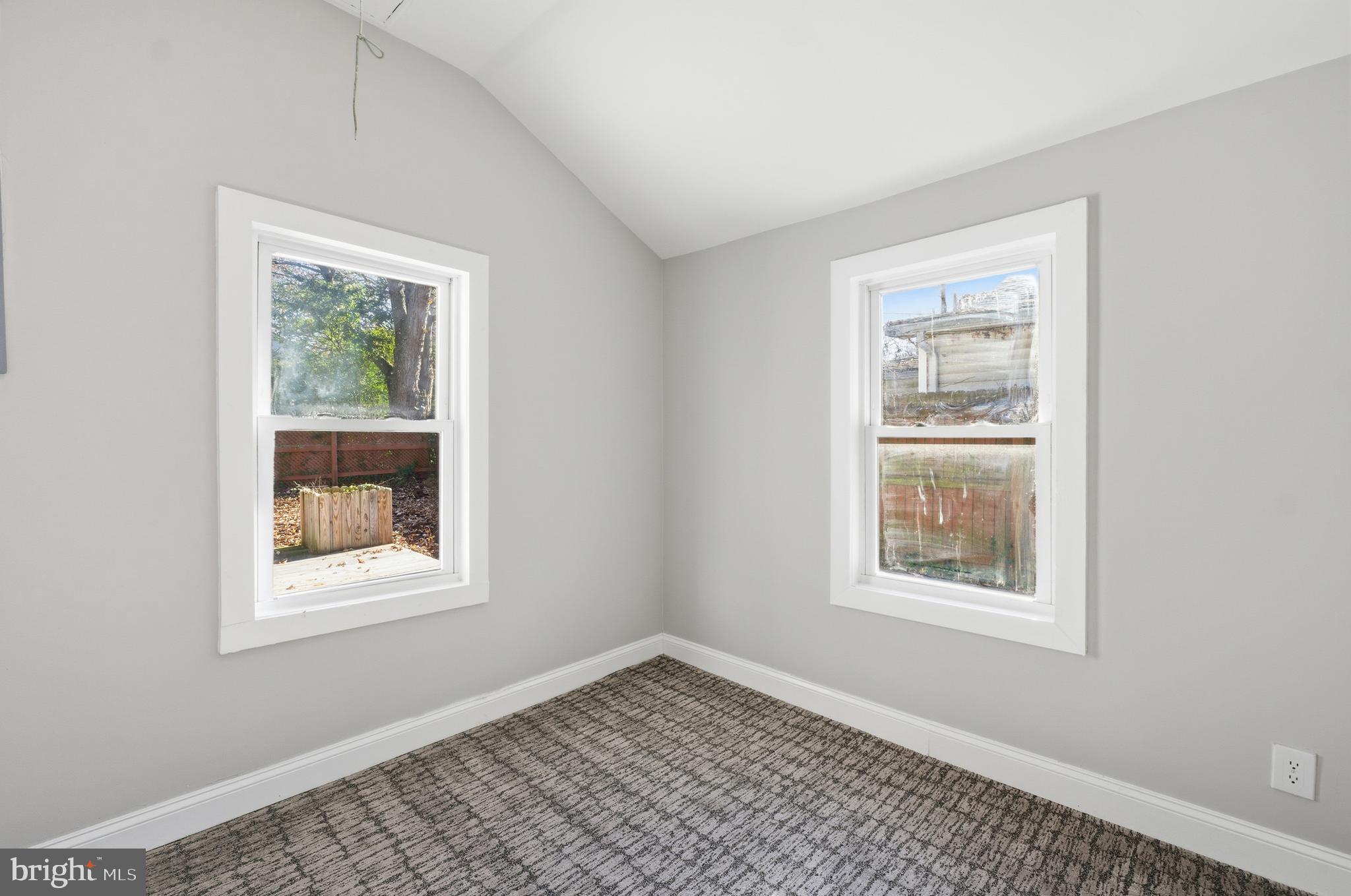 IDLEWILDE ON THE BAY - Residential