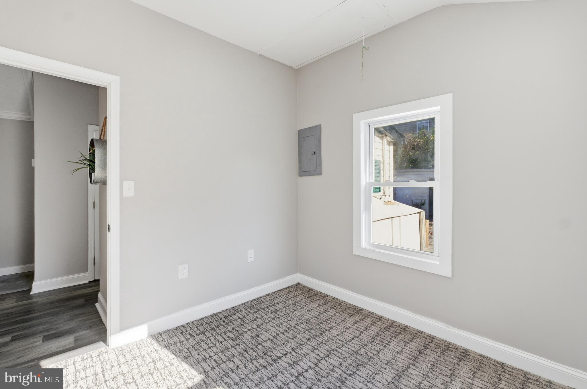 IDLEWILDE ON THE BAY - Residential