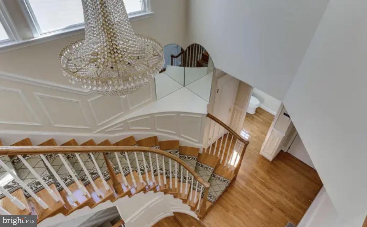 KINGSTOWNE - Residential Lease