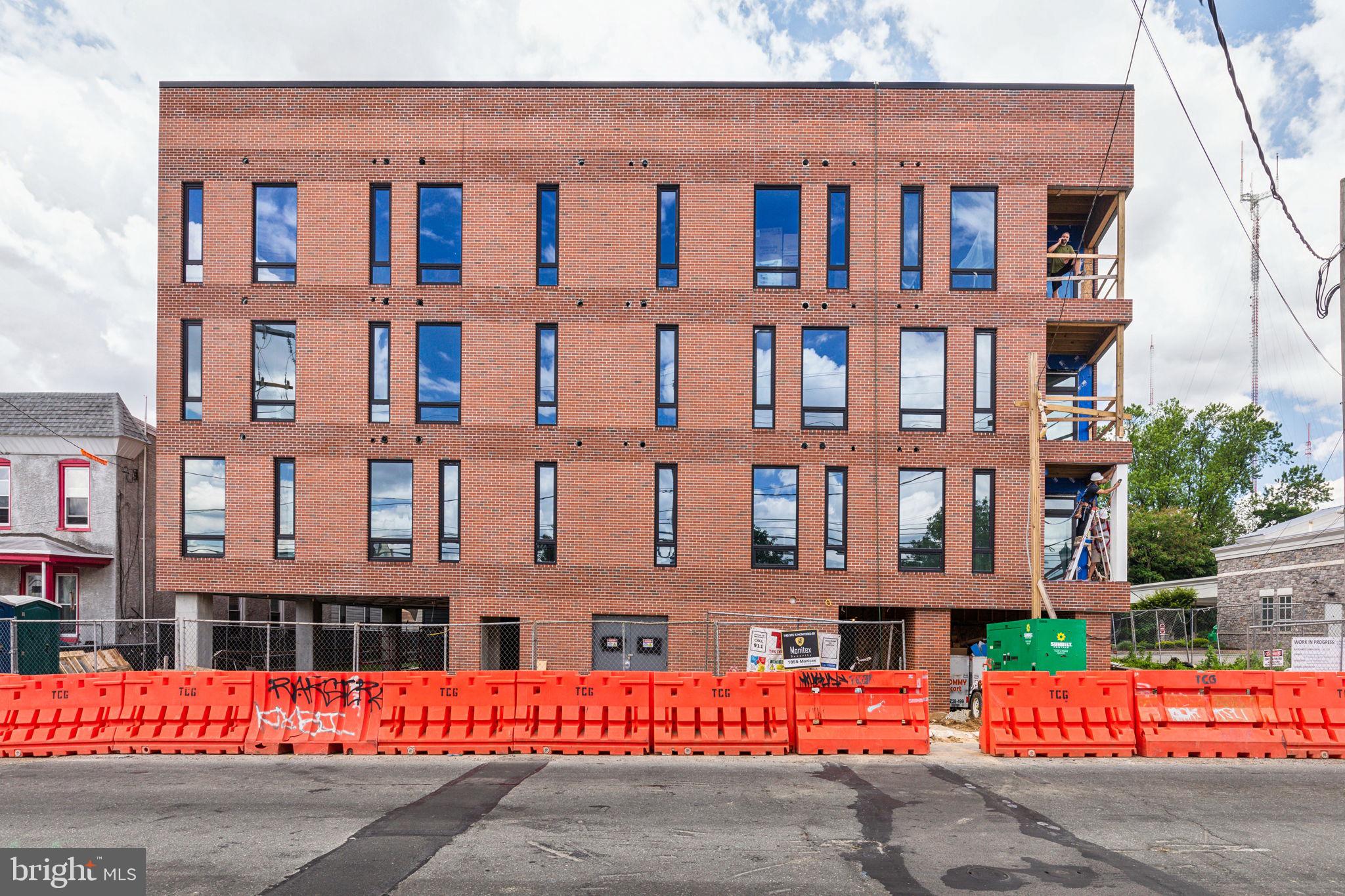 ROXBOROUGH - Residential Lease