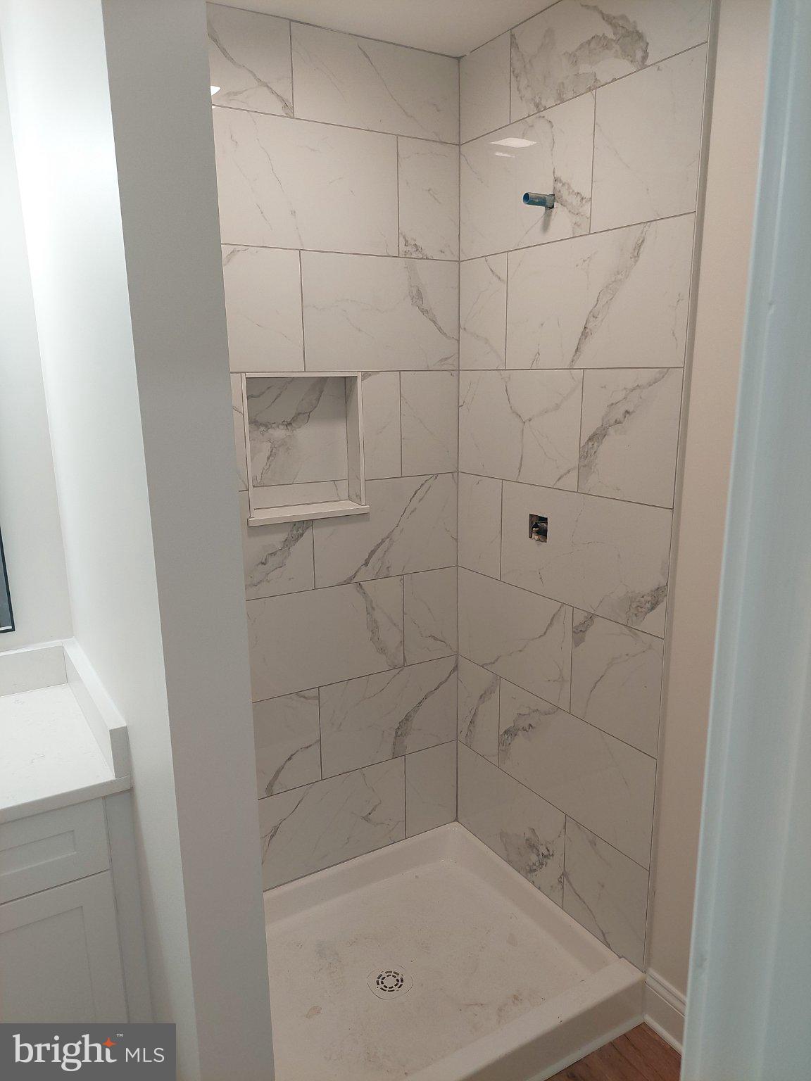 EAST NEW MARKET - Residential