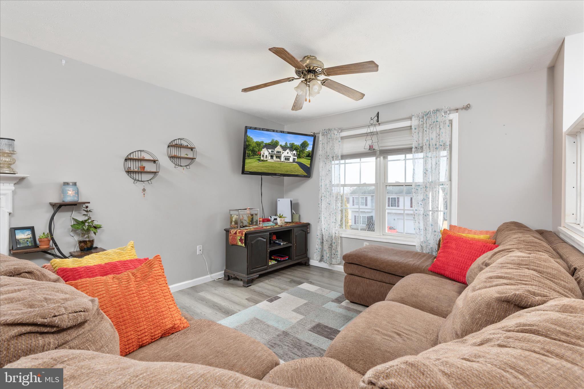 WARDEN GLEN - Residential