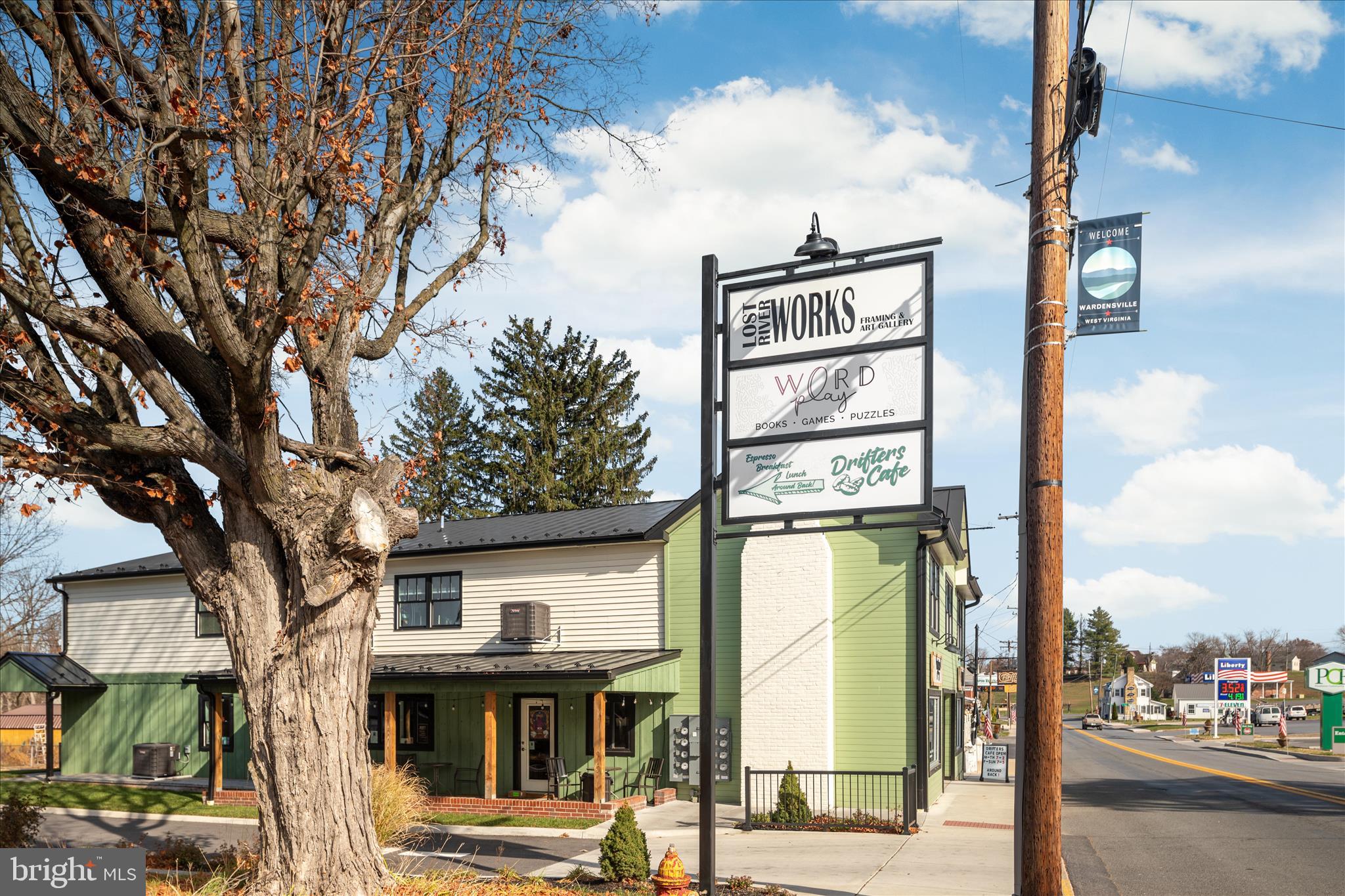 WARDEN GLEN - Residential