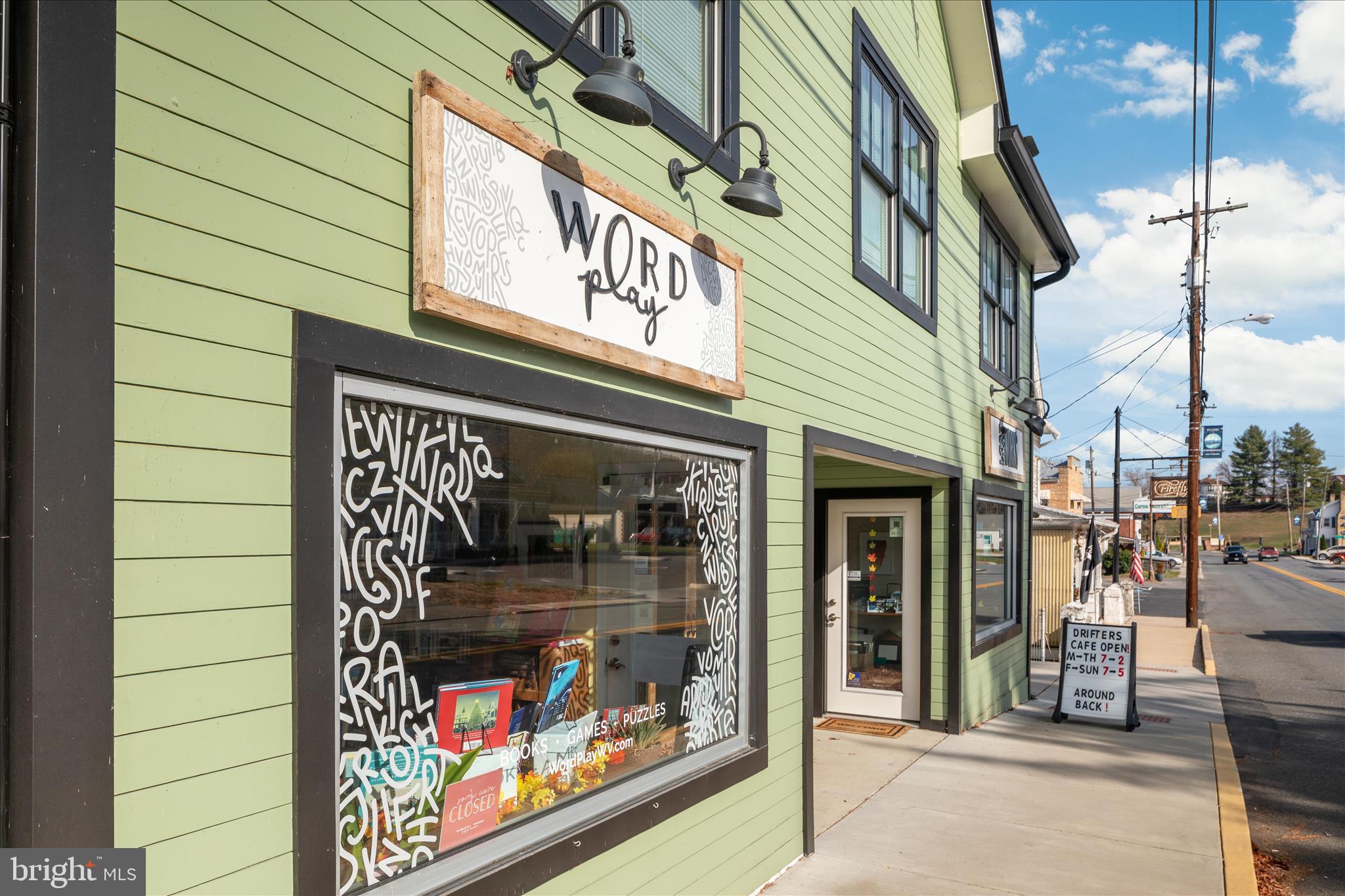 WARDEN GLEN - Residential