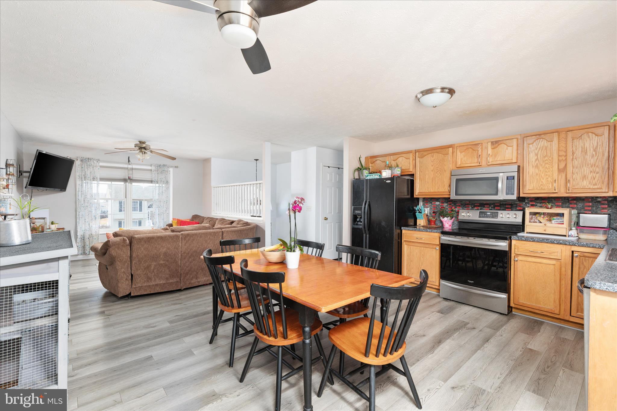 WARDEN GLEN - Residential