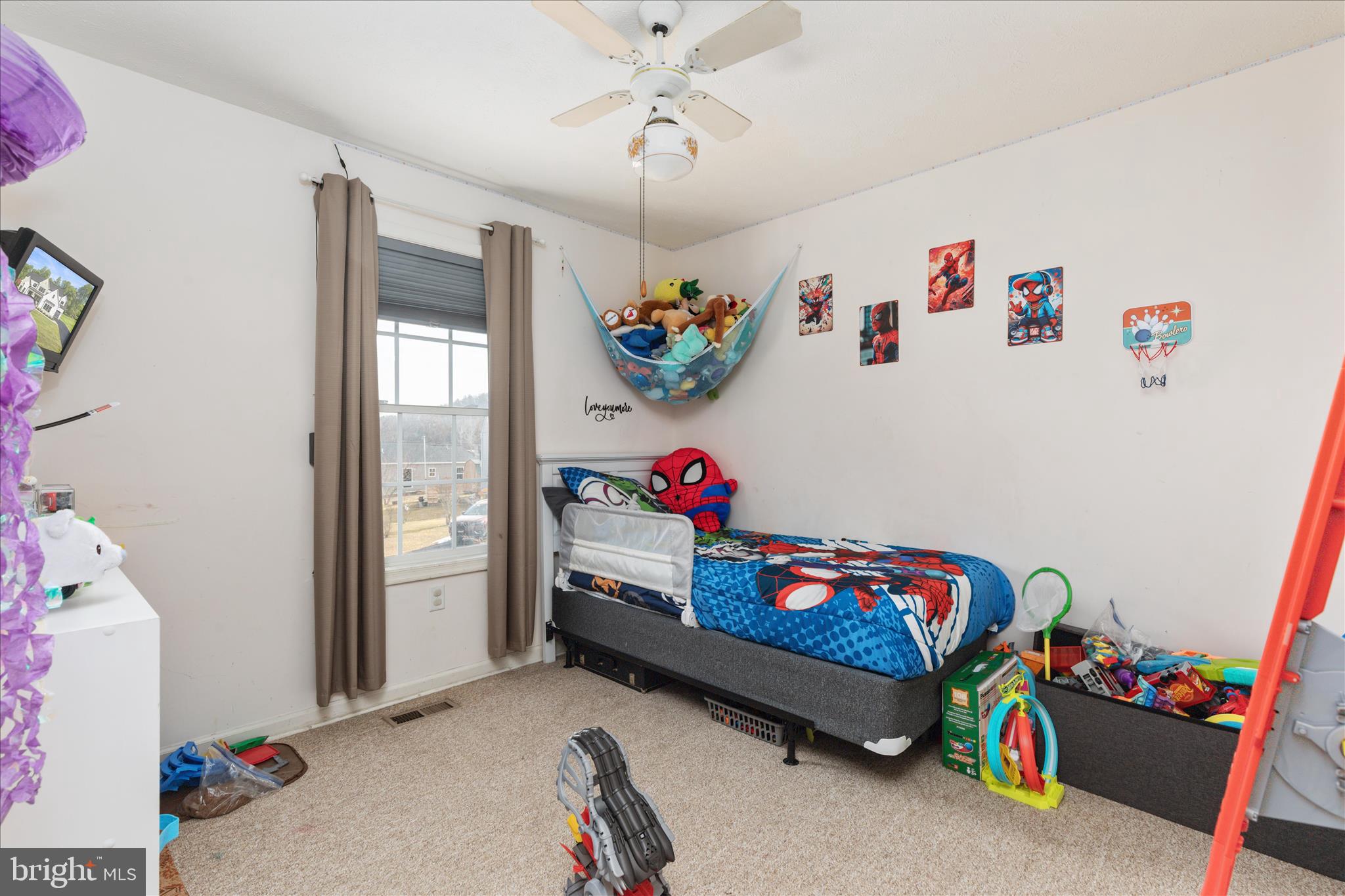 WARDEN GLEN - Residential