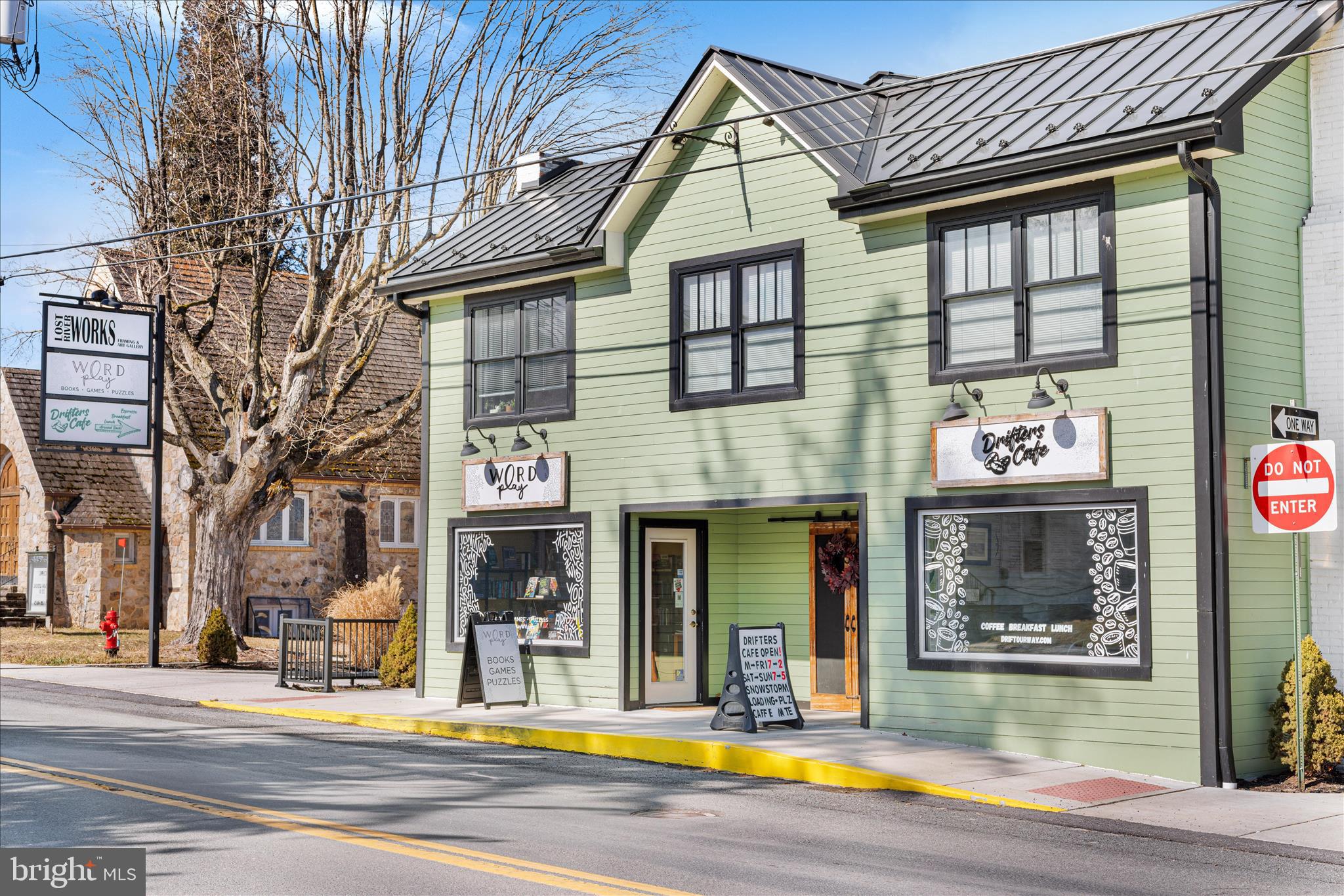 WARDEN GLEN - Residential