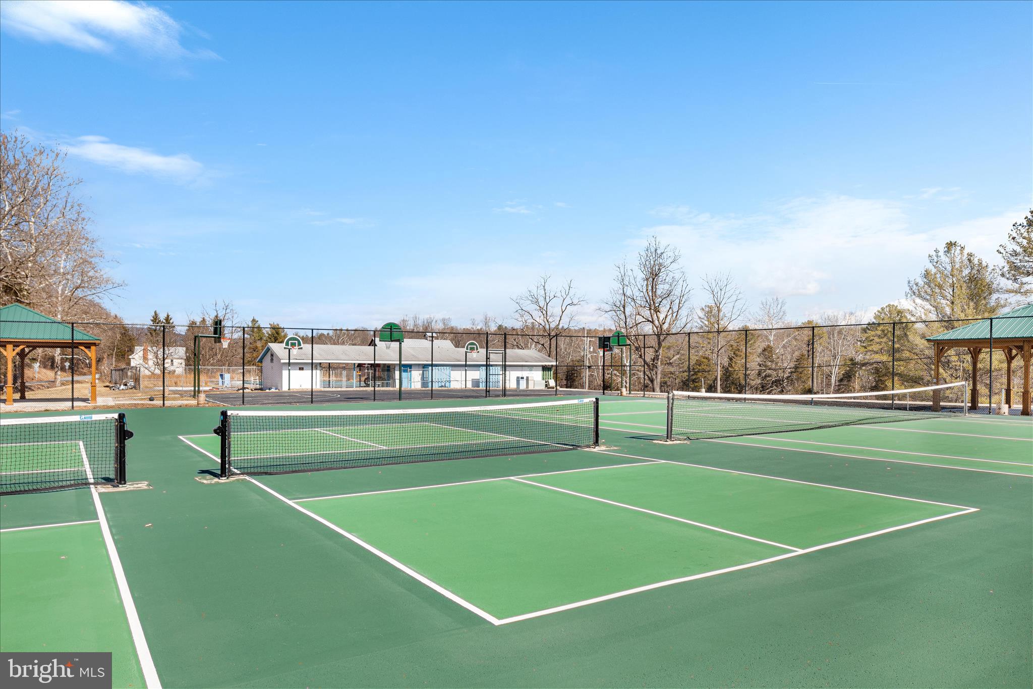 WARDEN GLEN - Residential