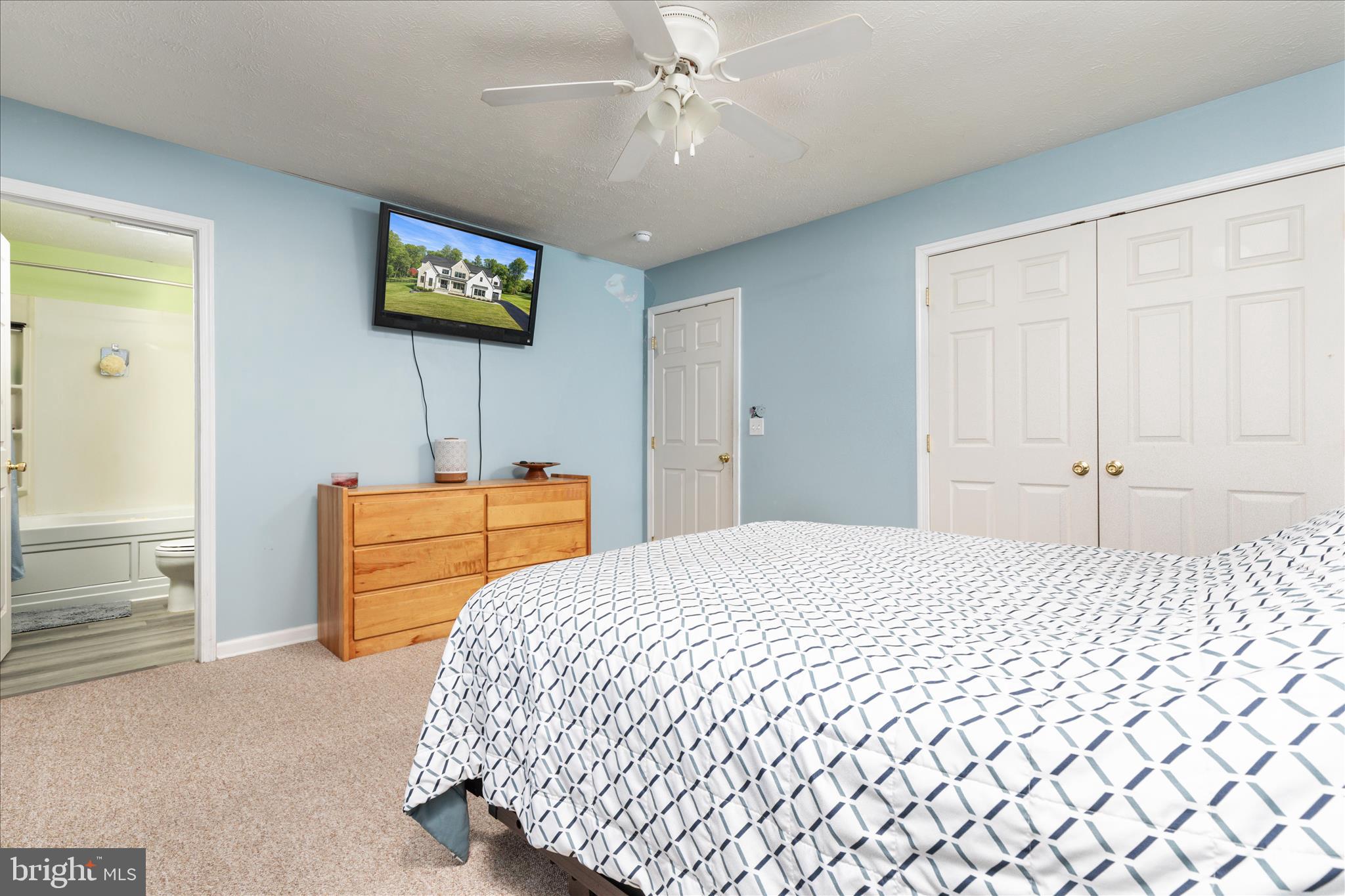 WARDEN GLEN - Residential