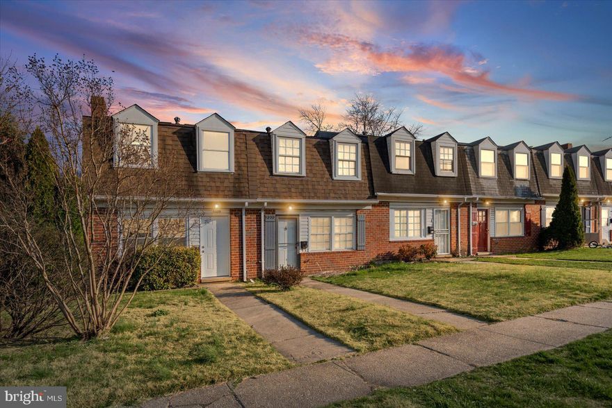 Welcome to this well-maintained end-of-group home in Parkside Heights, offering a rare combination of space and functionality. This 3-bedroom, 1-bath property features modern LVP flooring throughout, complemented by a clean, updated kitchen with black stone countertops and stainless steel appliances.

The layout is both practical and comfortable, with central air providing year-round convenience. Situated on a large lot, the exterior offers a fully fenced yard and a 2-car carport, giving you plenty of room for parking, outdoor entertaining, or future possibilities. A solid option for both homeowners and investors looking for value and usability.