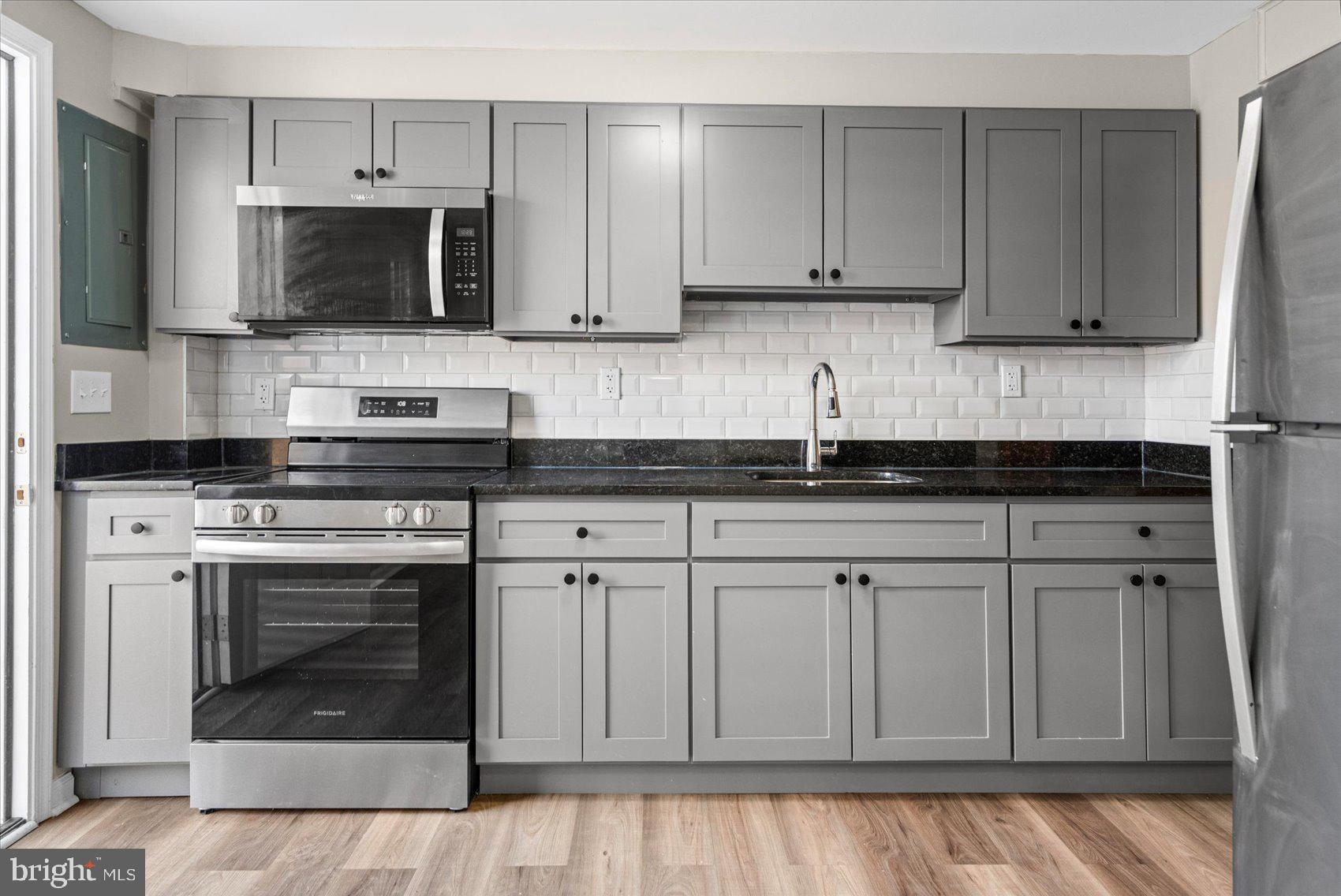 PARKSIDE HEIGHTS - Residential