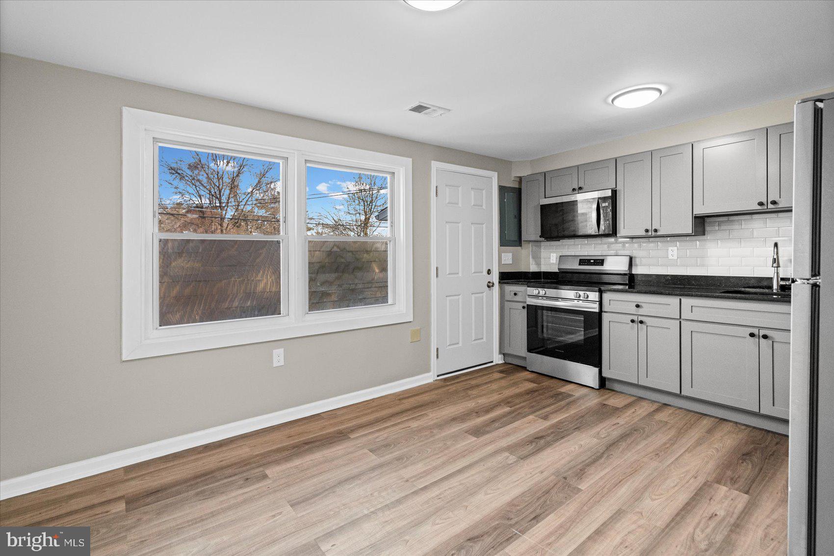 PARKSIDE HEIGHTS - Residential