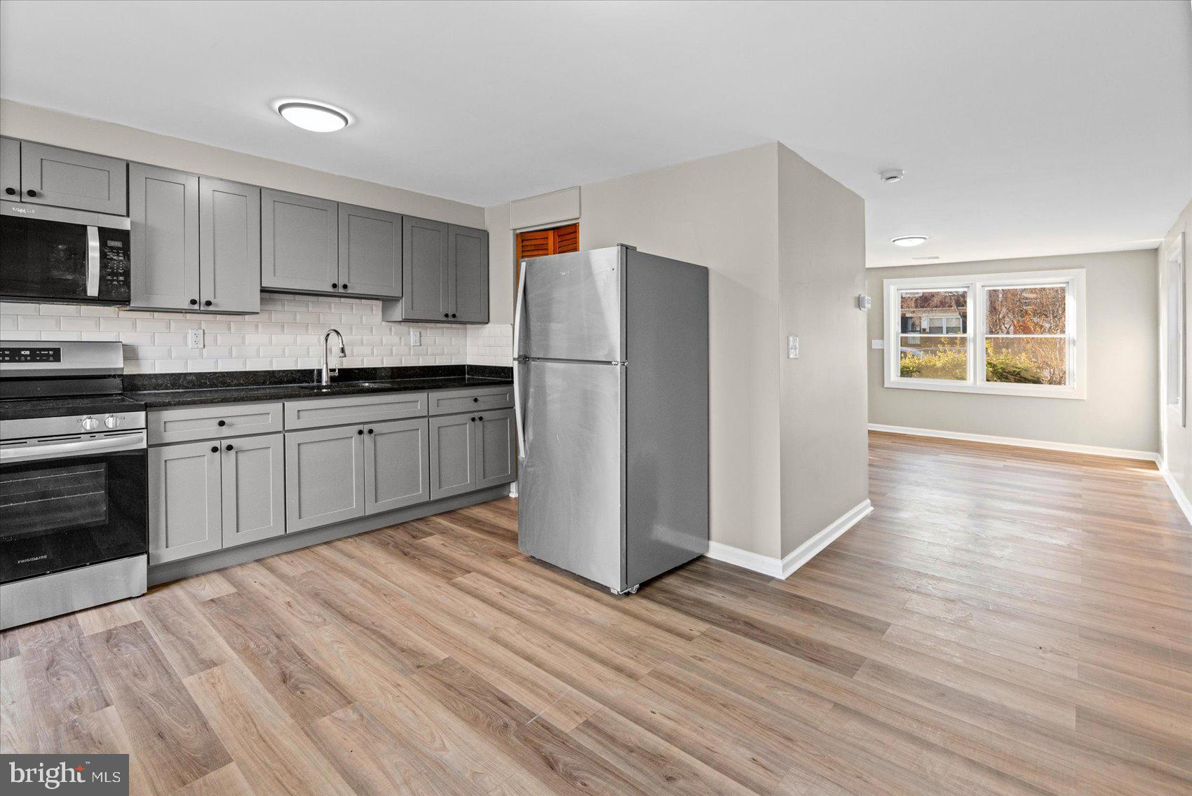 PARKSIDE HEIGHTS - Residential